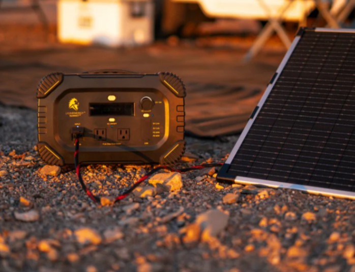 Lion Summit™ Portable Power Station | 530W | 665Wh LiFePO4 | Bluetooth | Solar Ready